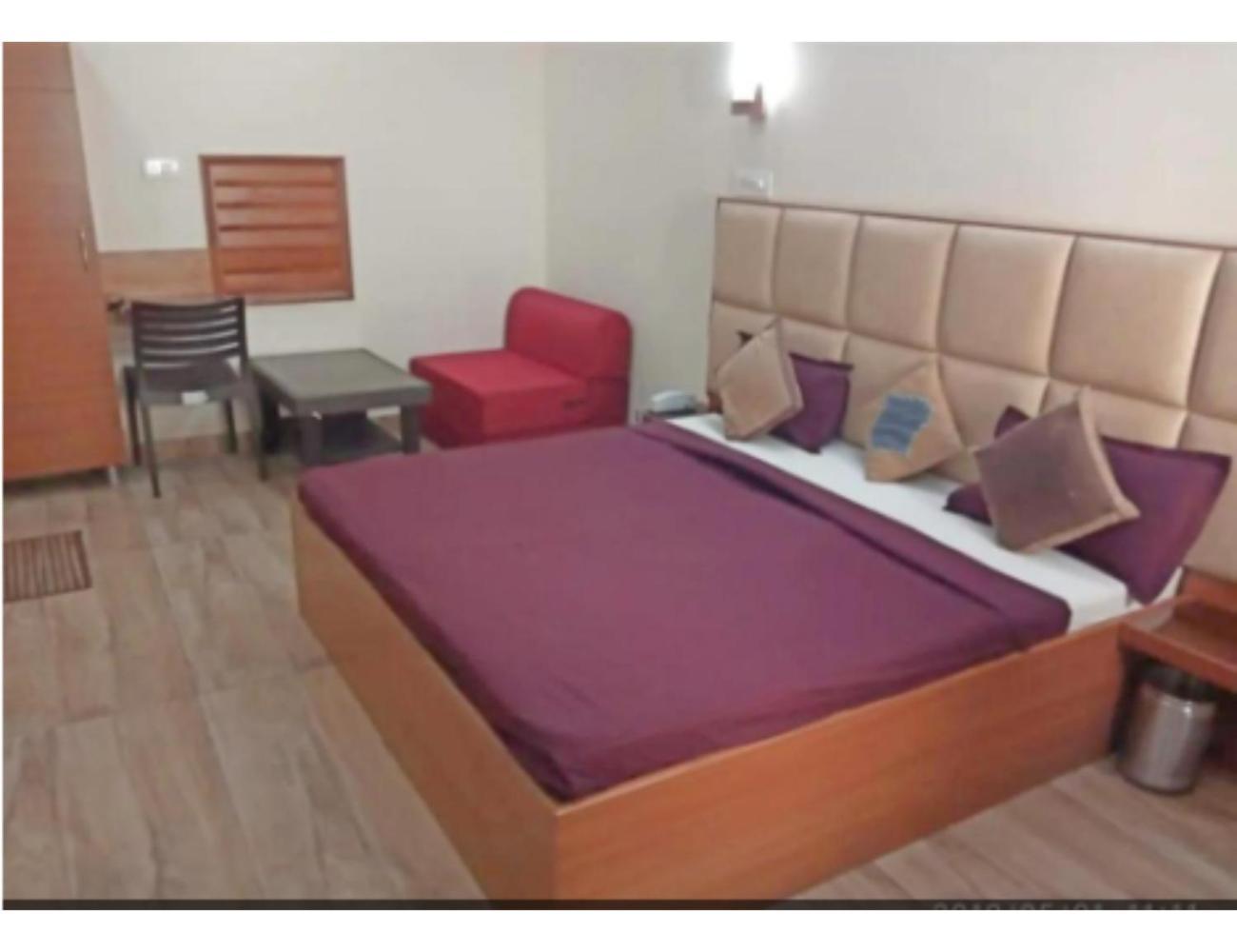 Hotel Basera Guest House, Saharanpur Luaran gambar