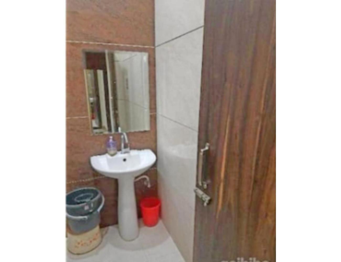 Hotel Basera Guest House, Saharanpur Luaran gambar