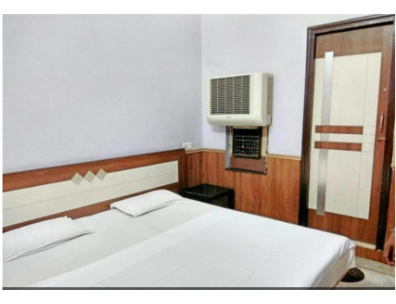Hotel Basera Guest House, Saharanpur Luaran gambar
